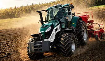 Aupax 7240 podczas siewu kukurydzy