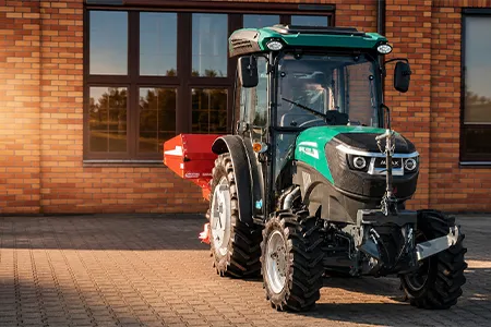 Ciągnik Aypax f4100